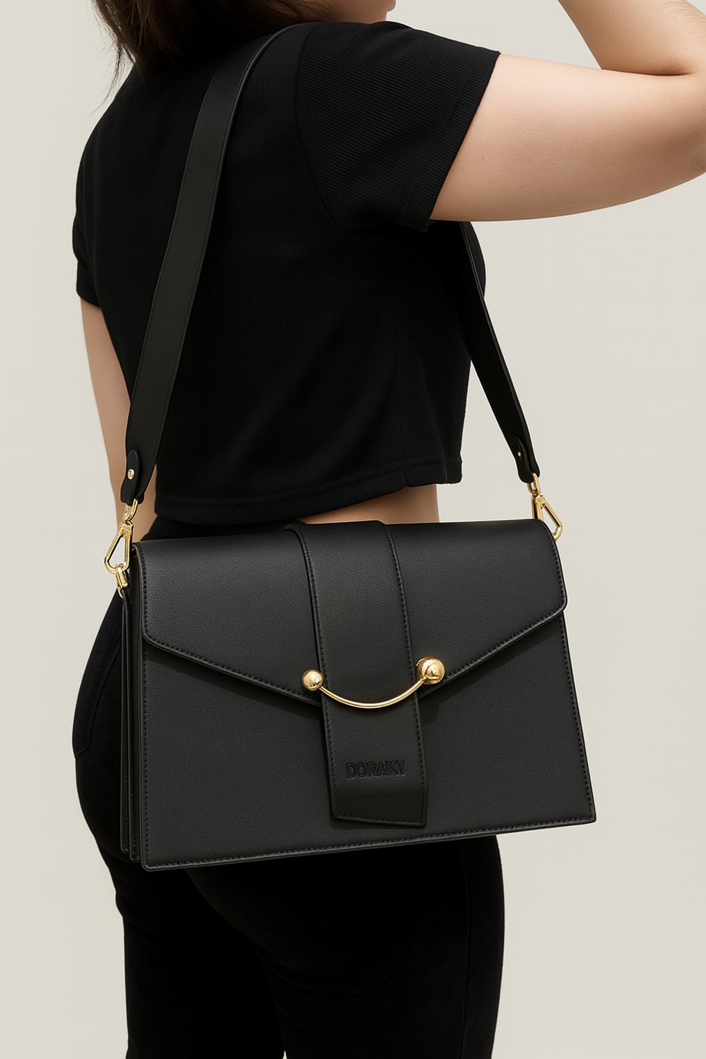 gid://shopify/MediaImage/26581409038406