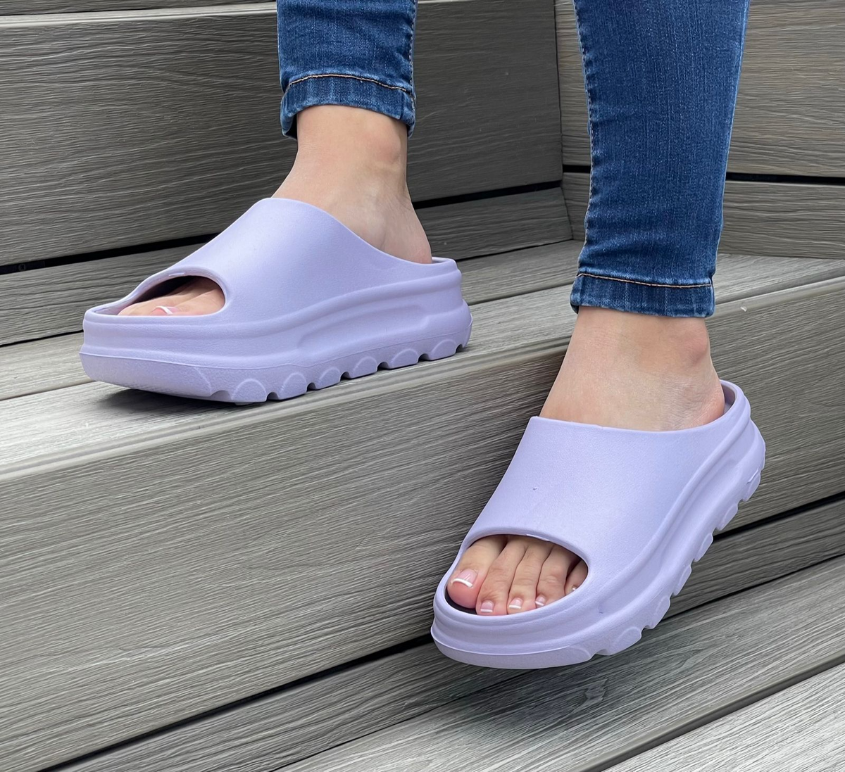 gid://shopify/MediaImage/25707734663238